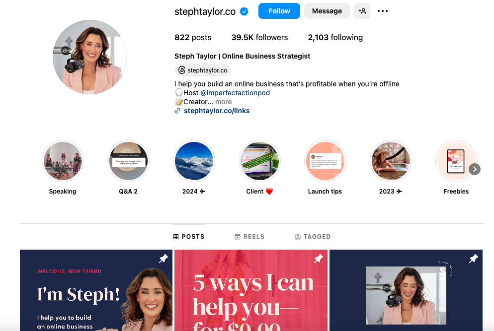 Screenshot a woman’s Instagram profile with 3 pinned posts